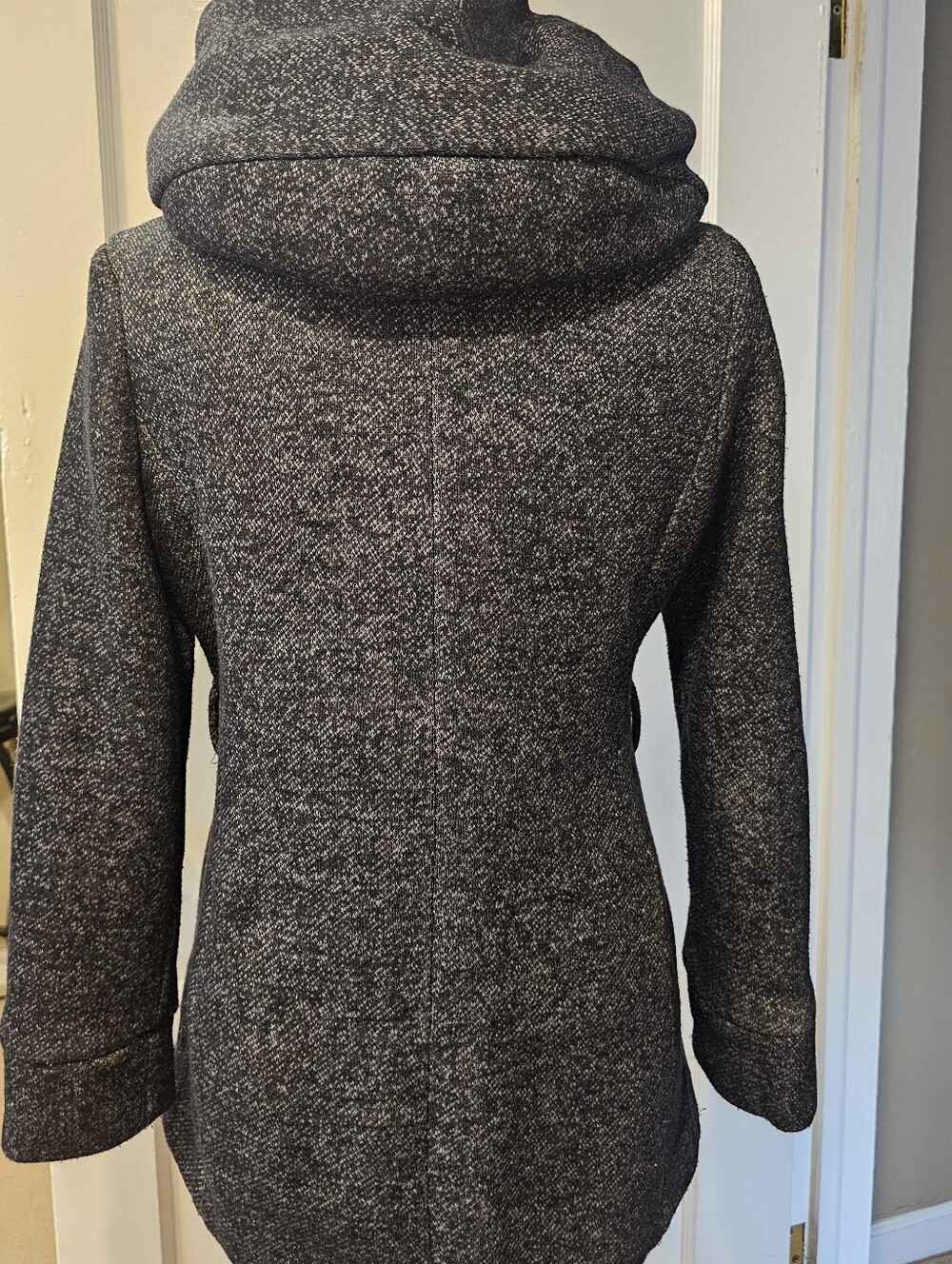 Women’s Black Heathered Double-Breasted Hooded Coat - Picture 4 of 10